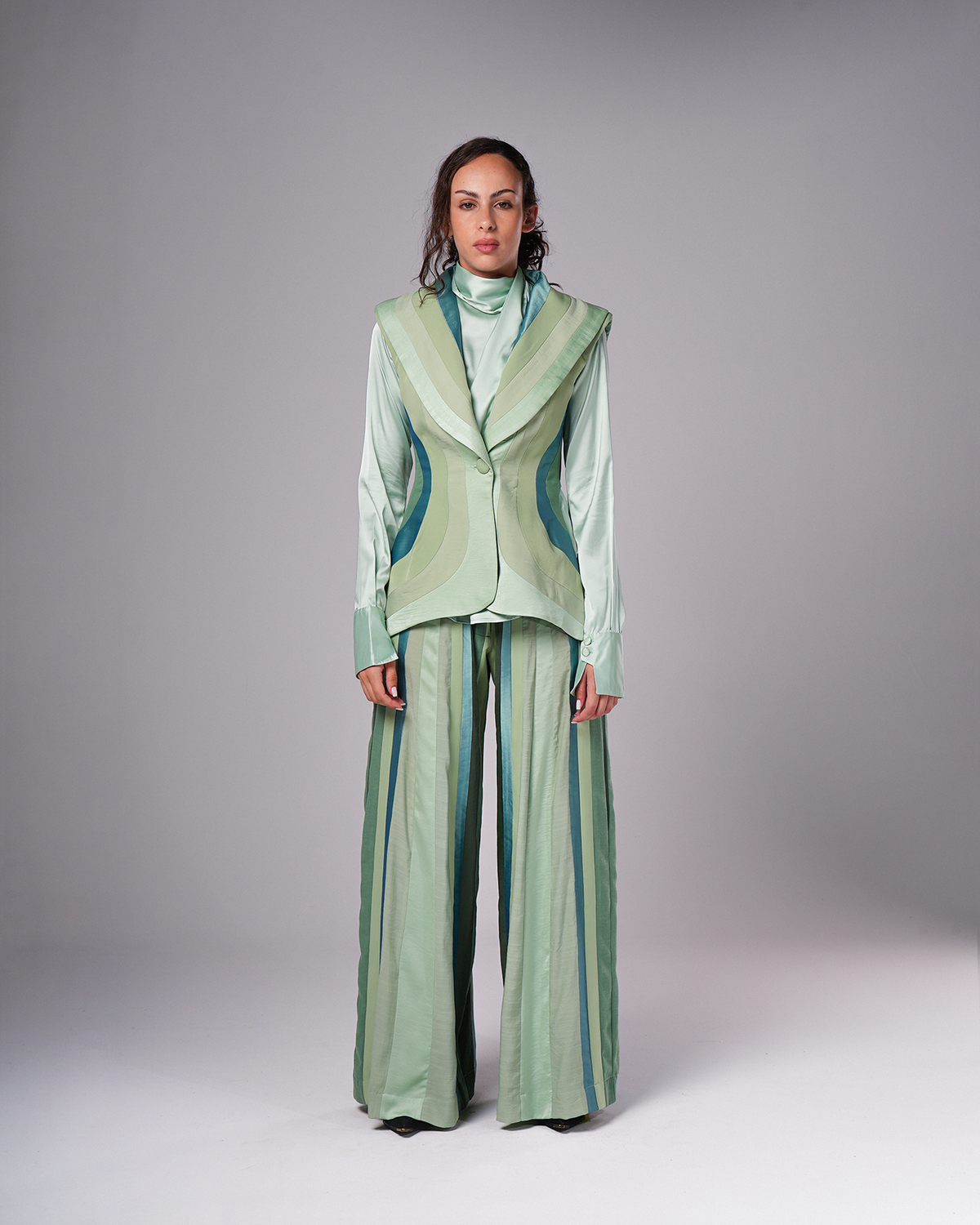 TEAL PANELLED VEST