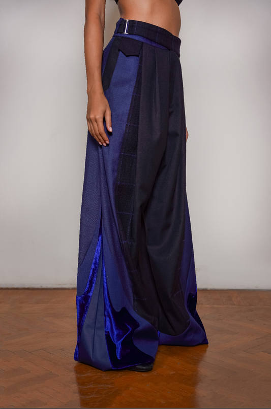 Patch Blue Pleated Pants
